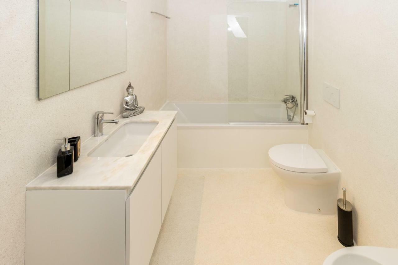 Apartament Guest H4u - Bonjardim Pop Art Center *