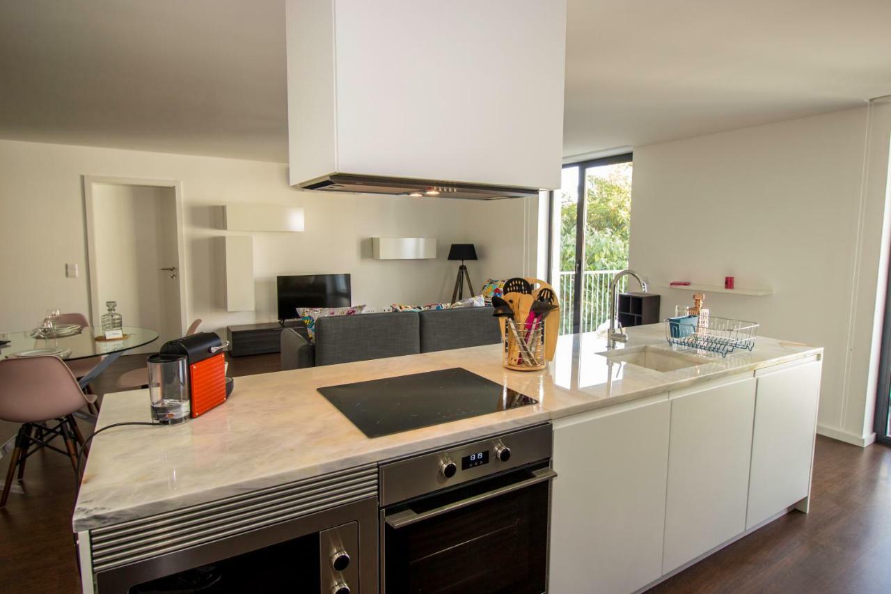 Apartament Guest H4u - Bonjardim Pop Art Center *